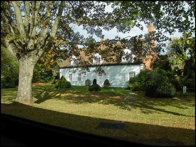 blue cottage in Brampton