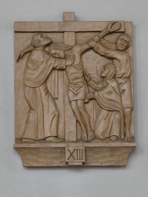Station 13 - Jesus wird vom Kreuz abgenommen