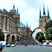Links der Dom von Erfurt und rechts die St. Severikirche. ©UdoSm