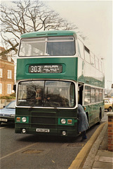 London Country (North East) LR38 (A138 DPE) in Welwyn Garden City – 18 Jan 1989 (80-18)