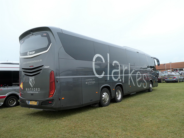 Clarkes of London YR16 UCS at Newmarket Races - 12 Oct 2019 (P1040808)