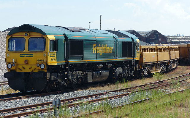 66951 at Eastleigh (4) - 8 August 2015