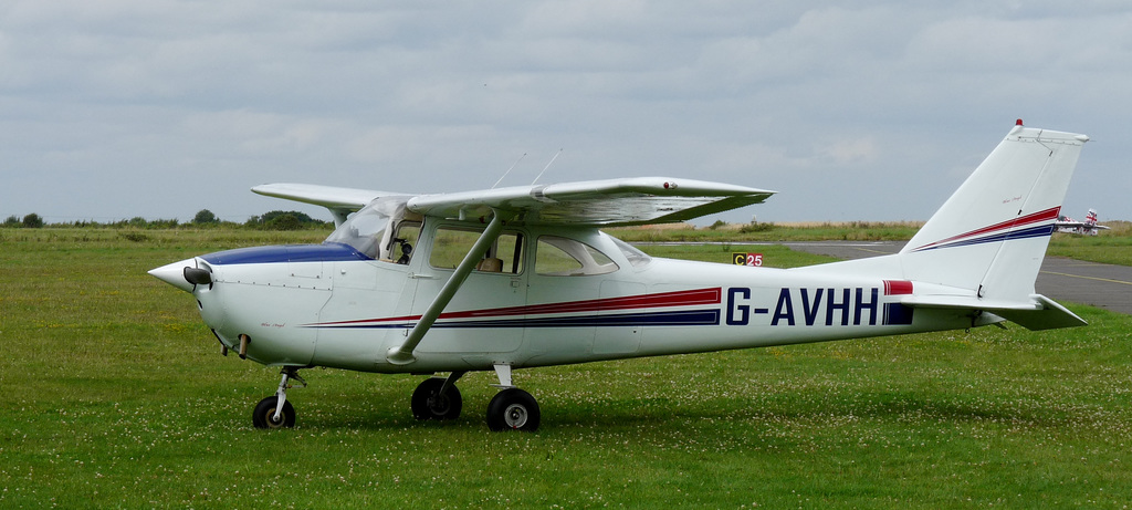 Cessna F172H Skyhawk G-AVHH
