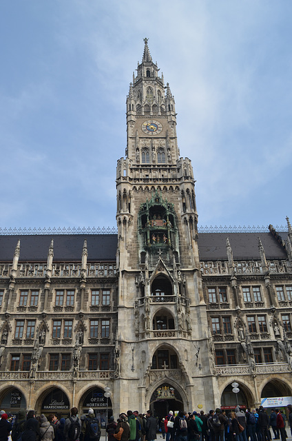 München, Rathaus-Glockenspiel / Town Hall Clock Tower