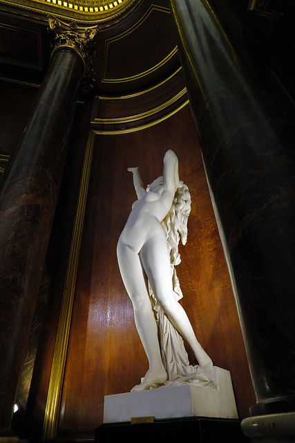 drapers' hall, london city livery company,statue of hypatia by richard belt, c.1850 in the livery hall