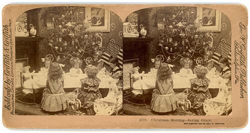 Christmas Morning—Saying Grace, 1901 (Stereographic Card)