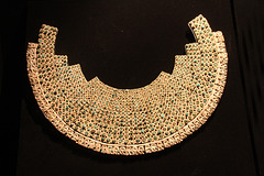 Necklace of gold and jade