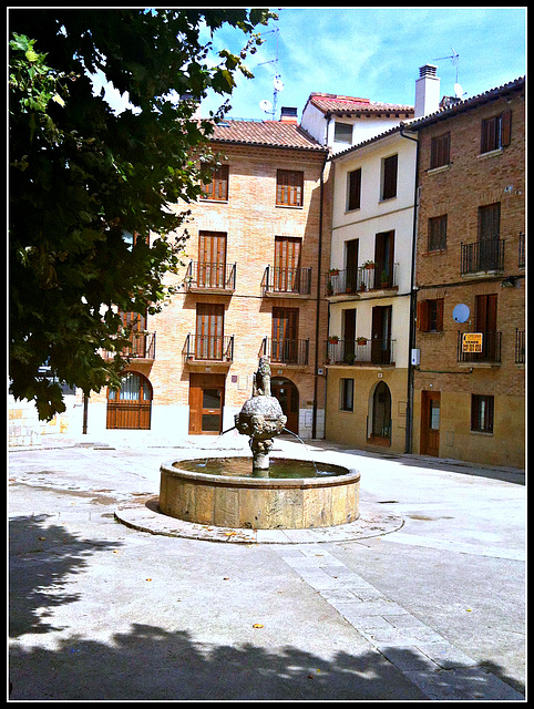 Estella (Navarra): plaza de San Martín