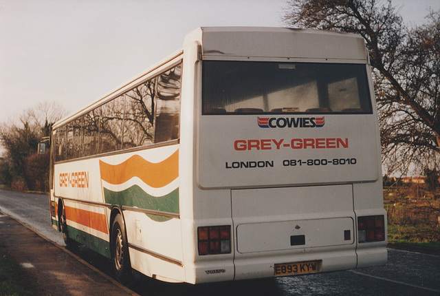 Grey Green E893 KYW near Waterbeach and Milton on hire to Cambridge Coach Services – 5 Jan 1991 (135-04)