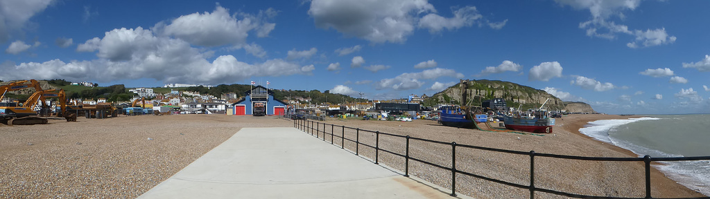 The Stade and Hastings RNLI lifeboat station & eastwards 21 9 2018