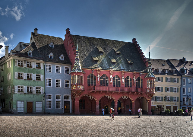 Freiburg, das historische Kaufhaus / The Historical Merchants Hall of 1520-21