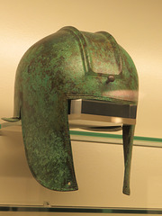 Musée archéologique de Split : casque en bronze.