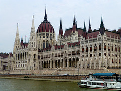 HU - Budapest - Parliament seen from a ship