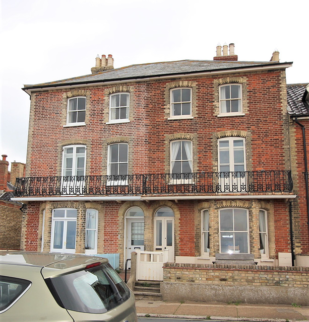 Ipernity: North Parade, Southwold, Suffolk - By A Buildings Fan