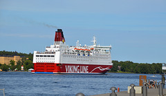 MS MARIELLA beim verlassen des Hafens in Stockholm in richtung Helsinki