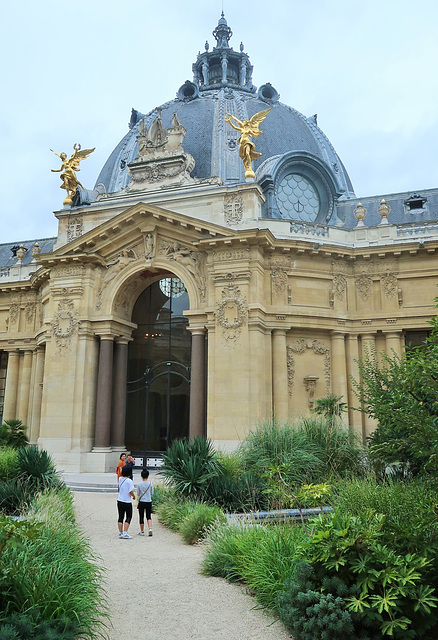 "Le Petit Palais"