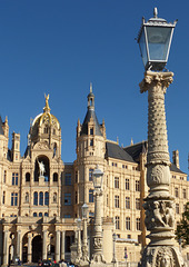 Die Frontfassade des Schlosses Schwerin...