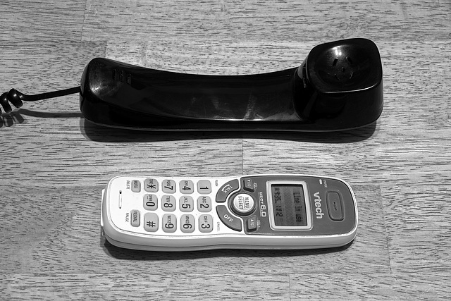 Black Telephone, White Telephone