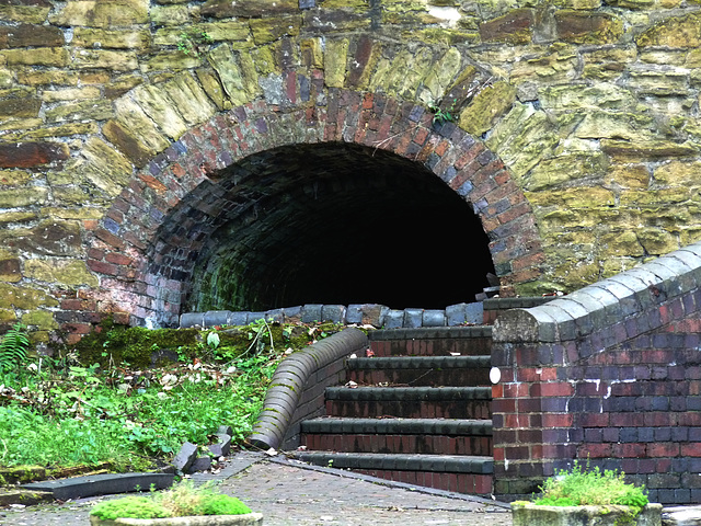 Dudley Canal Trust- Entrance to a Tunnel