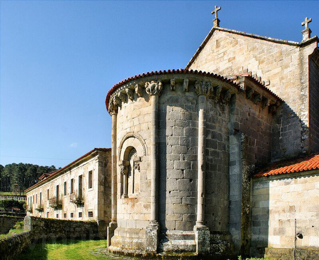 Ábside do Mosteiro de Longos Vales (Monção)