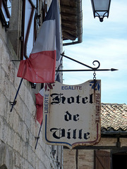 Hotel de Ville de Castelnau de Montmirail