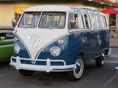 1964 Volkswagen 21 Window Deluxe Microbus