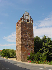 Malchin, Fangelturm (Feldseite)