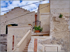 Matera : le case rifinite con la pietra dei Sassi