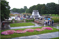 Oslo : Parco Vigeland sotto la pioggia