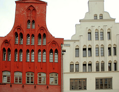 Red and White in der Altstadt von Wismar