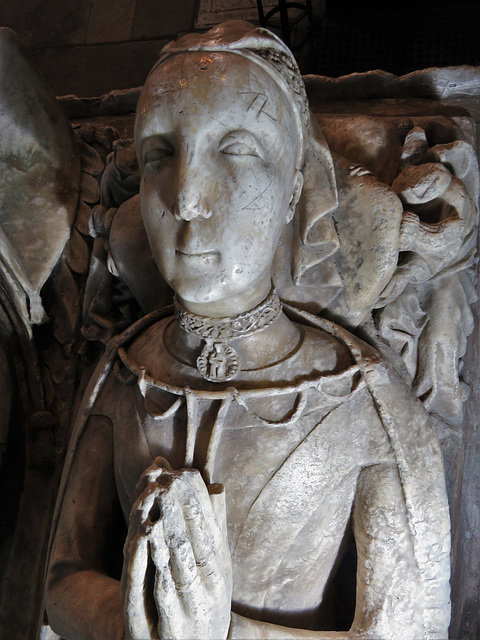 norbury church, derbs (51)effigy on tomb of sir ralph fitzherbert +1483
