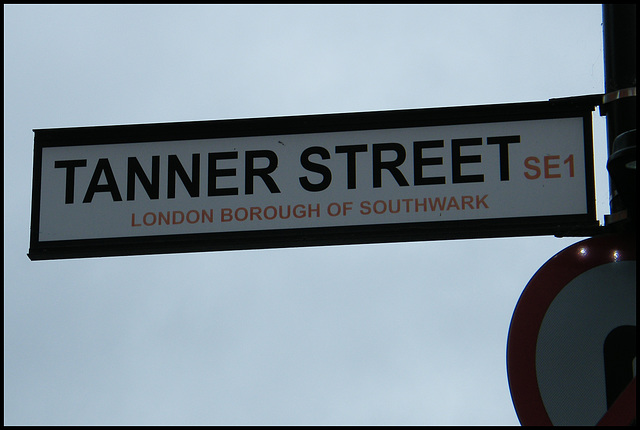 Tanner Street street sign
