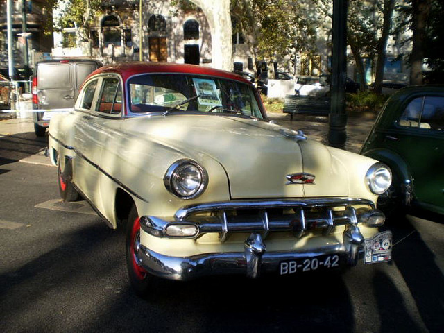 Chevrolet Belair (1954).