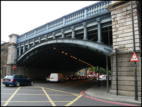 Bermondsey railway bridge