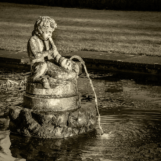 Fountain, The Glen, Dunfermline