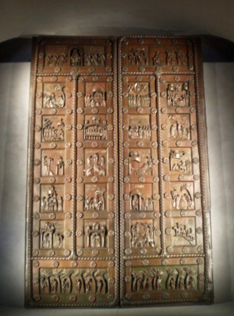 Saint Rainier's door.