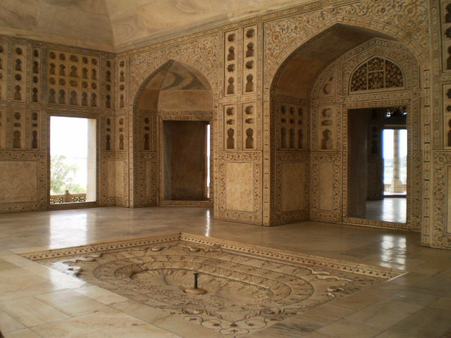 Marble Hall of Sheesh Mahal.