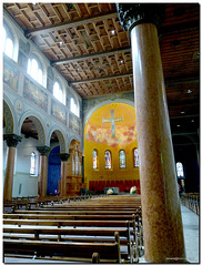 Dreifaltigkeitskirche - Innen