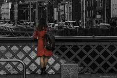 Lady in red (© Buelipix)