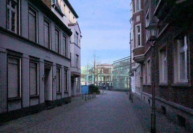 Harmoniestraße…