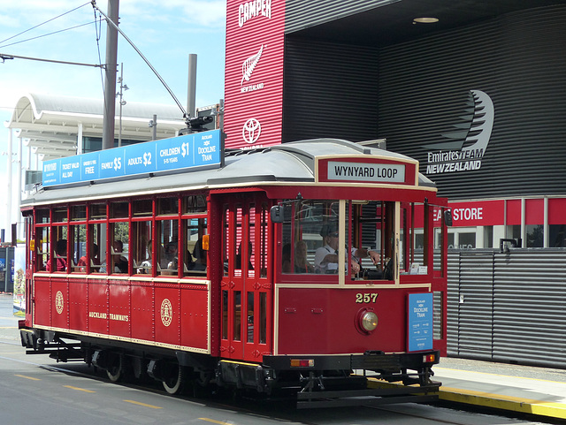 Auckland Dockline Tram (1) - 22 February 2015