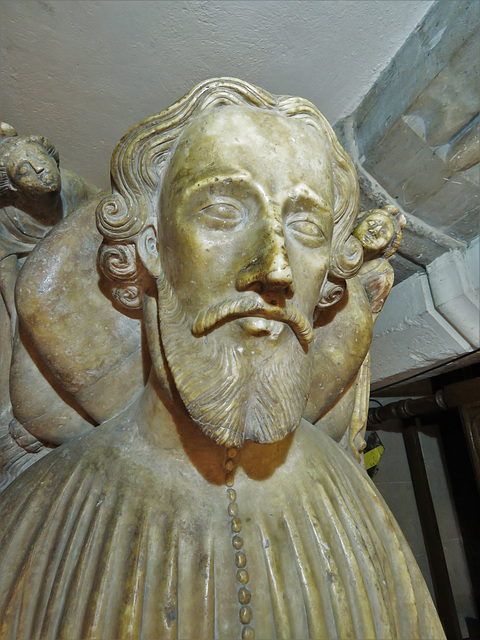 st helen bishopsgate , london  effigy on late c14  oteswich tomb (20)