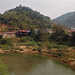 Une belle vue sur le pont / Lovely laotian village