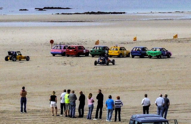 Sand racers waiting for the off Jersey 2006