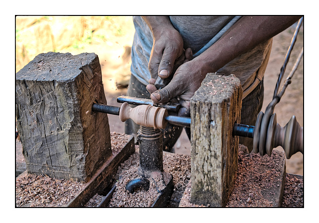 Tour à bois très artisanal