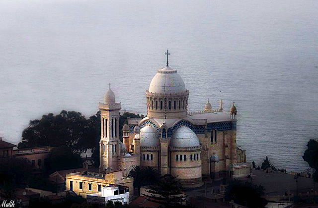 Notre Dame d'Afrique a Alger.