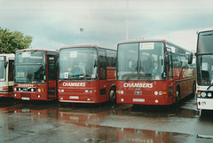 H C Chambers coaches at RAF Mildenhall – 27 May 2000 (437-9A)