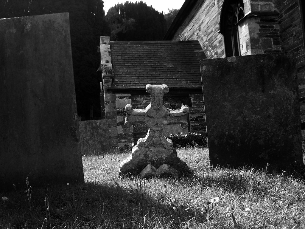 Padstow churchyard