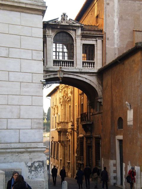 Upper passage of Capitoline Museum.
