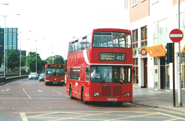 Arriva London South L701 (M701 HPF) in Croydon - 23 Jun 2001 (472-8)
